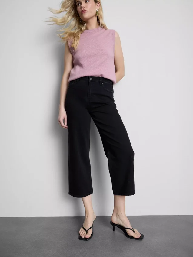 Korte jeans i denim med vide ben