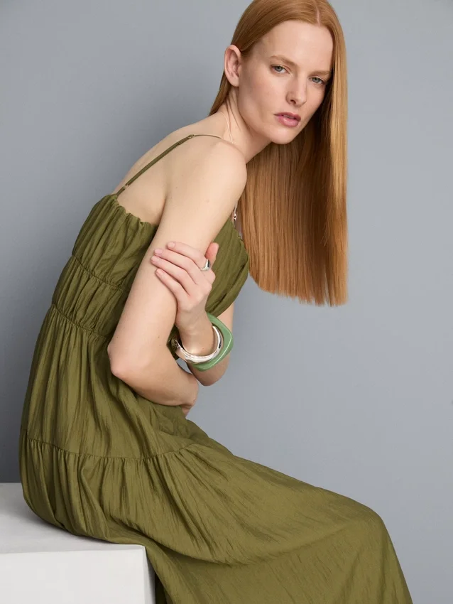 Lagdelt smock-maxidress