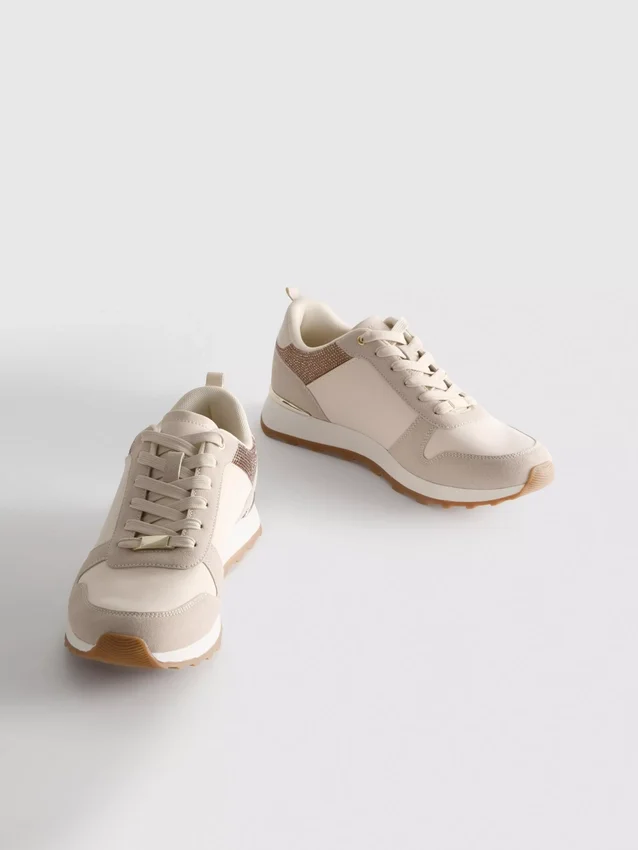 Lavt sneaker med Diamanta-detaljer