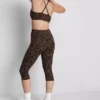 Leopardmønstrede capri-leggings
