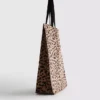 Leopardmønstret totebag i kanvas