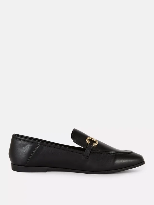 Loafers i kunstlær med snaffle-detaljer