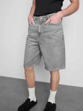 Løse denimshorts