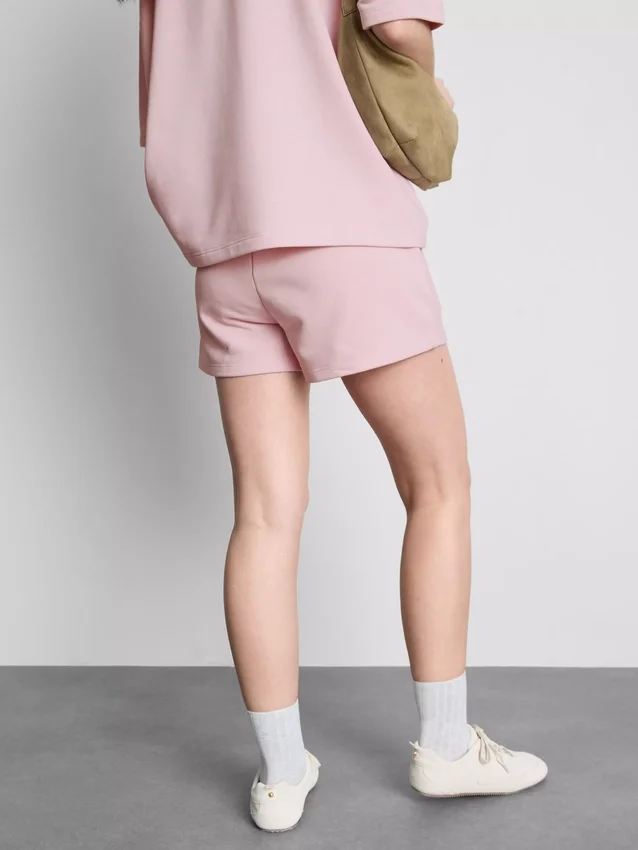Løse flyplassshorts med høyt bomullsinnhold