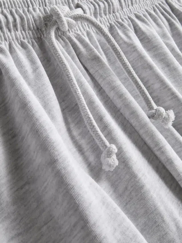 Løse shorts i bomull med snøring