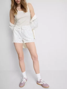 Løse shorts med blomstermønster i bomullsrikt stoff