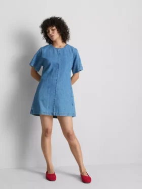 Mini-shiftkjole i bomullsdenim