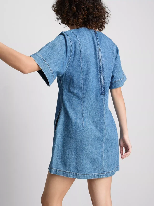 Mini-shiftkjole i bomullsdenim