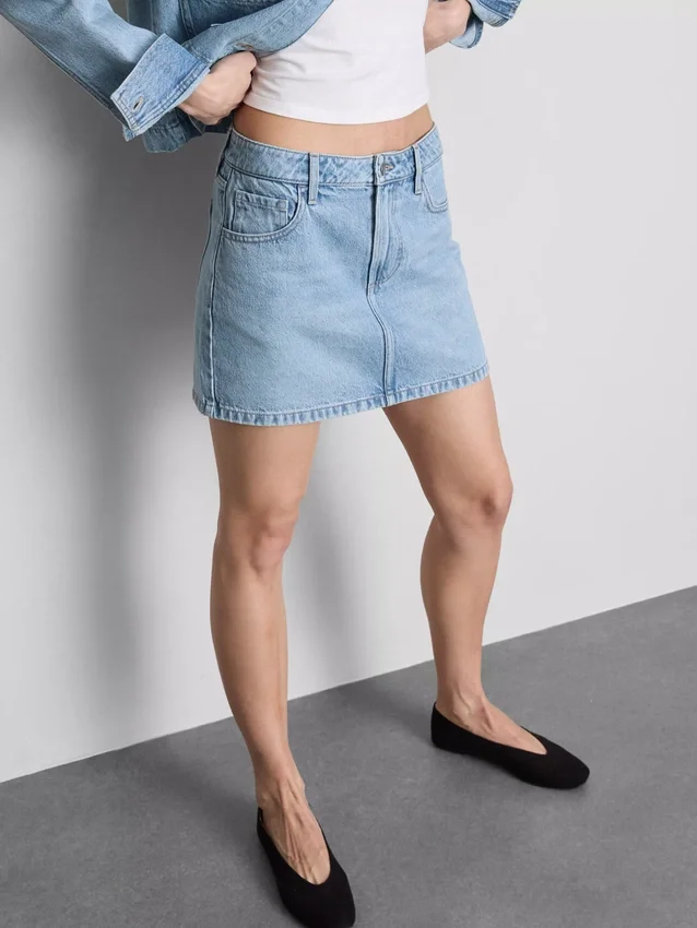 Miniskjørt i bomullsdenim