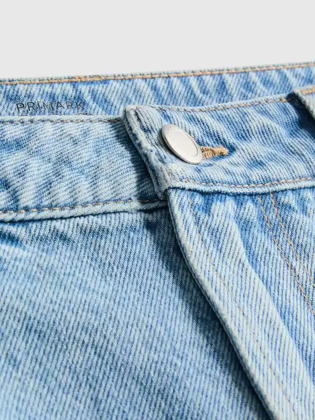 Miniskjørt i bomullsdenim
