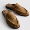 Mule-sandaler i imitert semsket skinn