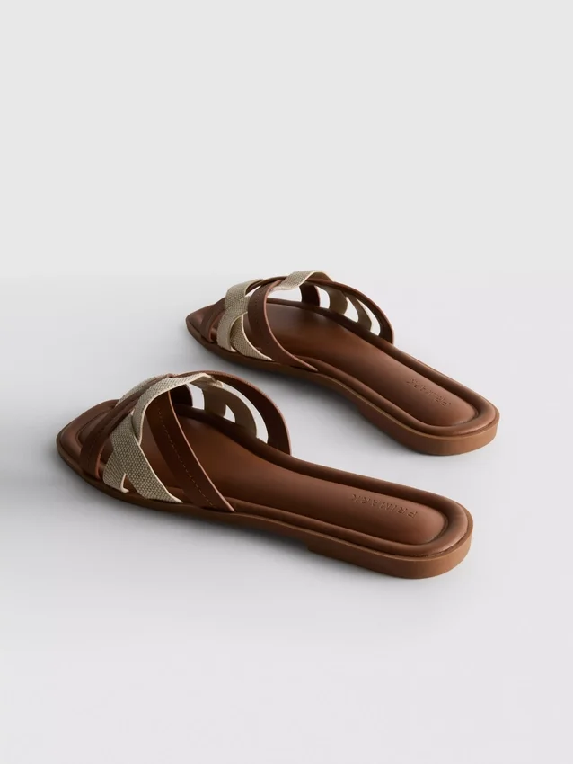 Mules med flettede stropper