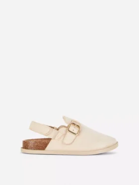 Mulesandaler med lukket tå