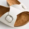 Mulesandaler med spenne