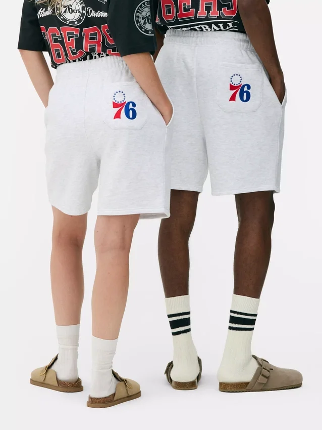 NBA Philadelphia 76ers shorts med snøring