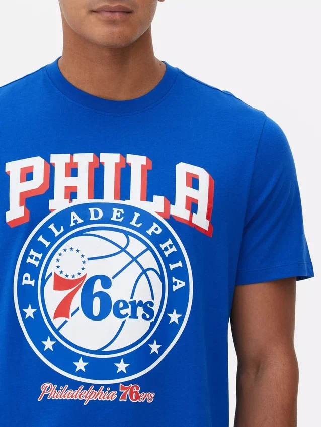 NBA Philadelphia 76ers T-skjorte med grafisk trykk