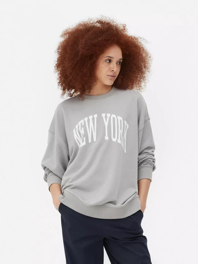 Oversized genser med grafisk trykk fra New York