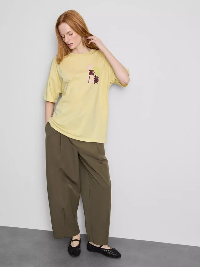 Oversized grafisk boyfriend-T-skjorte i bomull