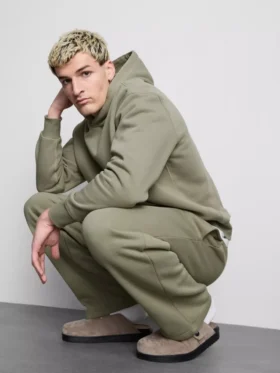 Oversized, uunnværlig hettegenser