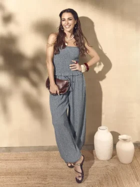 Paula Echevarría bandeau-top i gingham med volanger