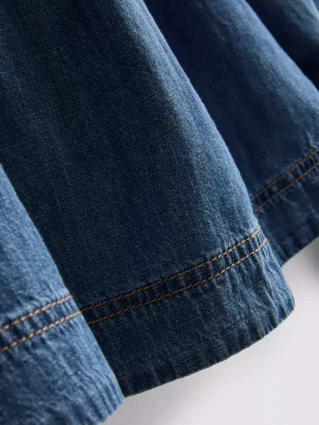 Paula Echevarría denim-top med puffermmer