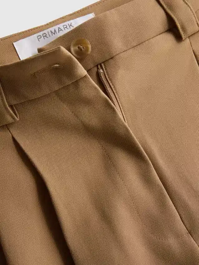 Paula Echevarría plisserte bermudashorts