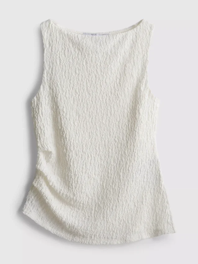 Paula Echevarría rynket, krøllet tank-top