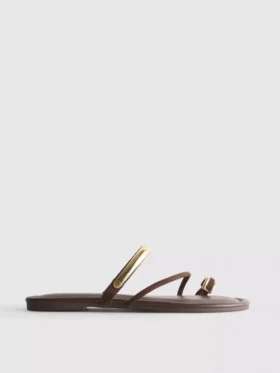 Paula Echevarría sandaler med tårem