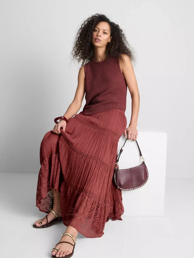 Paula Echevarría strikket asymmetrisk topp