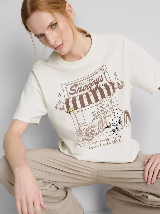 Peanuts Snoopy bomulls-T-skjorte i café-stil