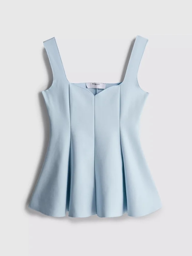 Peplum-top i krepp med hjerteformet utringning