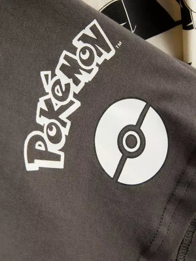Pokémon-pysjamassett med shorts