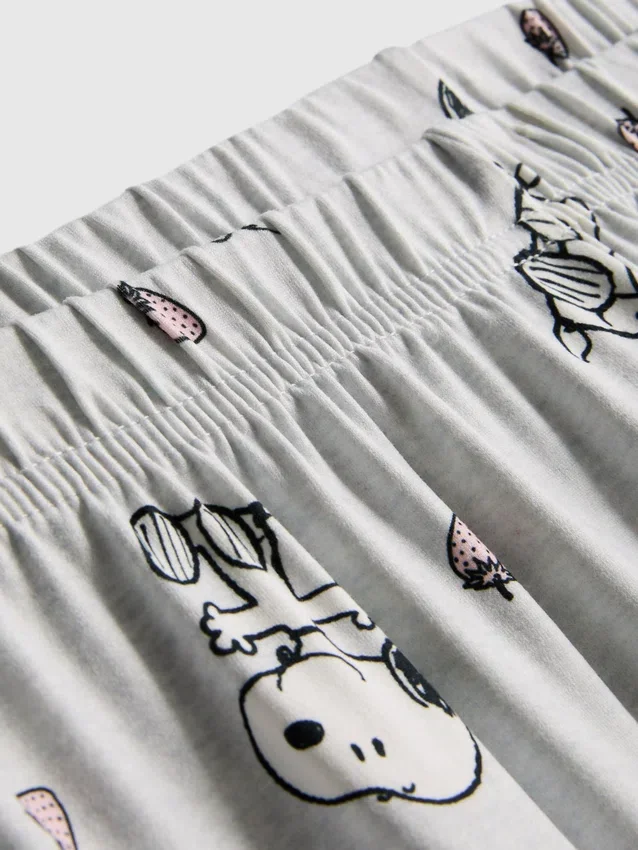 Pysjamaser med Snoopy-motiv i boyfriend-stil