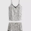 Pysjamaser med trykt cami-top og shorts