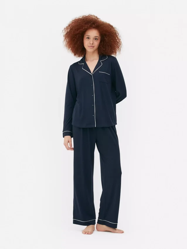 Pysjamassett i jersey med lange ermer i boyfriend-stil