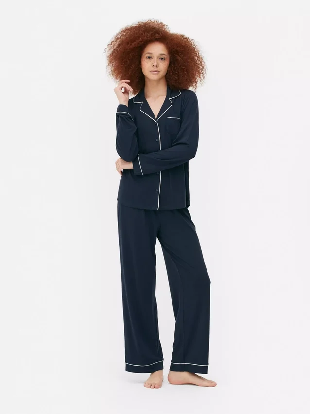 Pysjamassett i jersey med lange ermer i boyfriend-stil