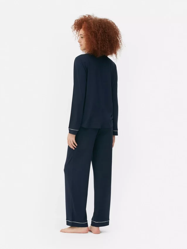 Pysjamassett i jersey med lange ermer i boyfriend-stil