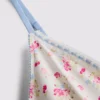 Pysjamassett med tettsittende cami og shorts