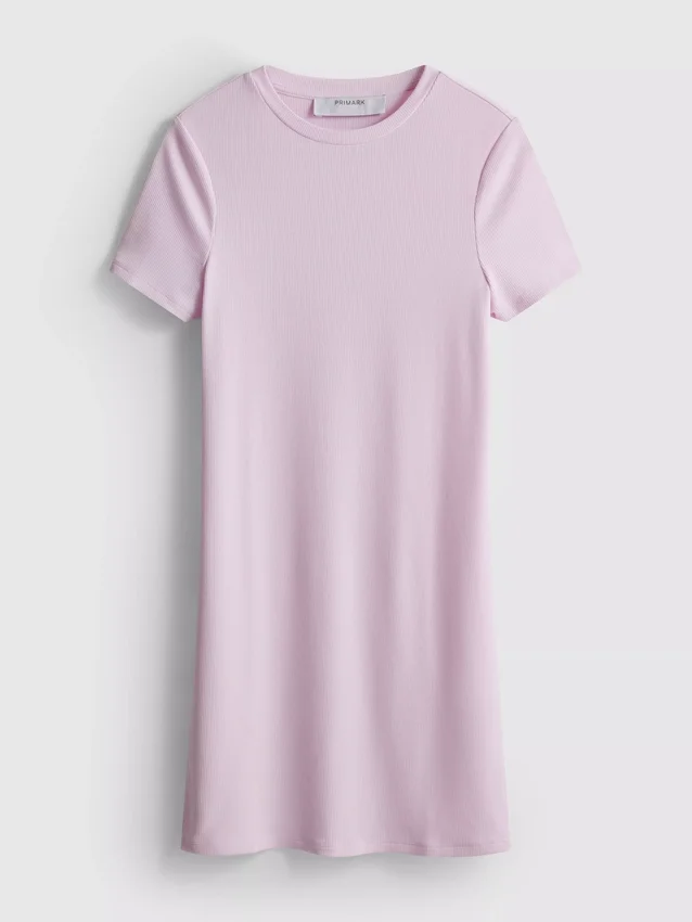 Ribbet bodycon-minikjole i T-skjorte-stil