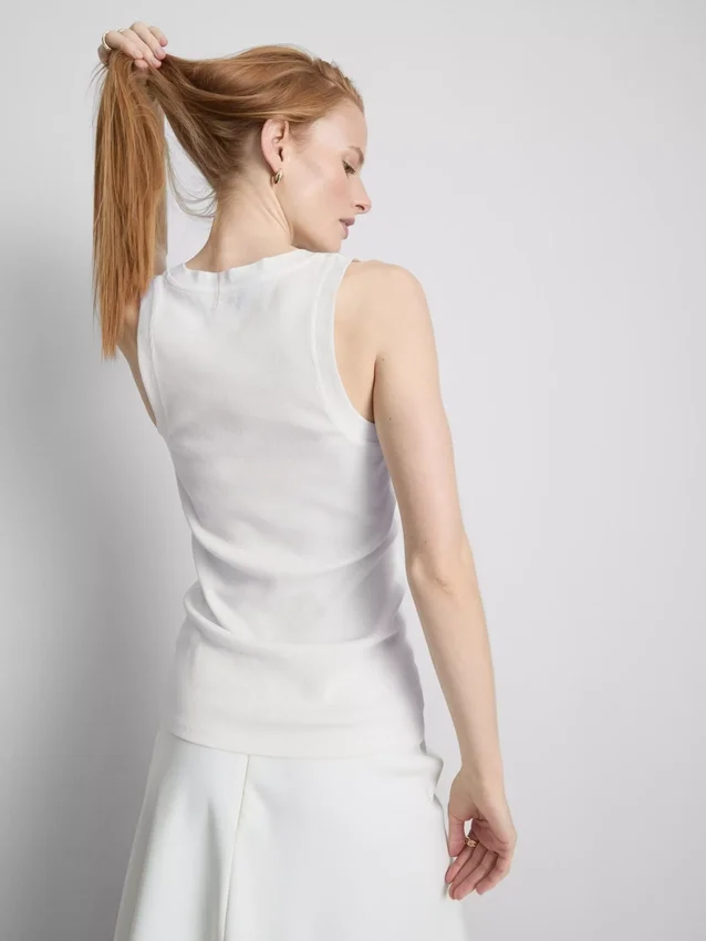Ribbet tank-top i bomullsblanding