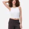Ribbet tank-top med racerrygg