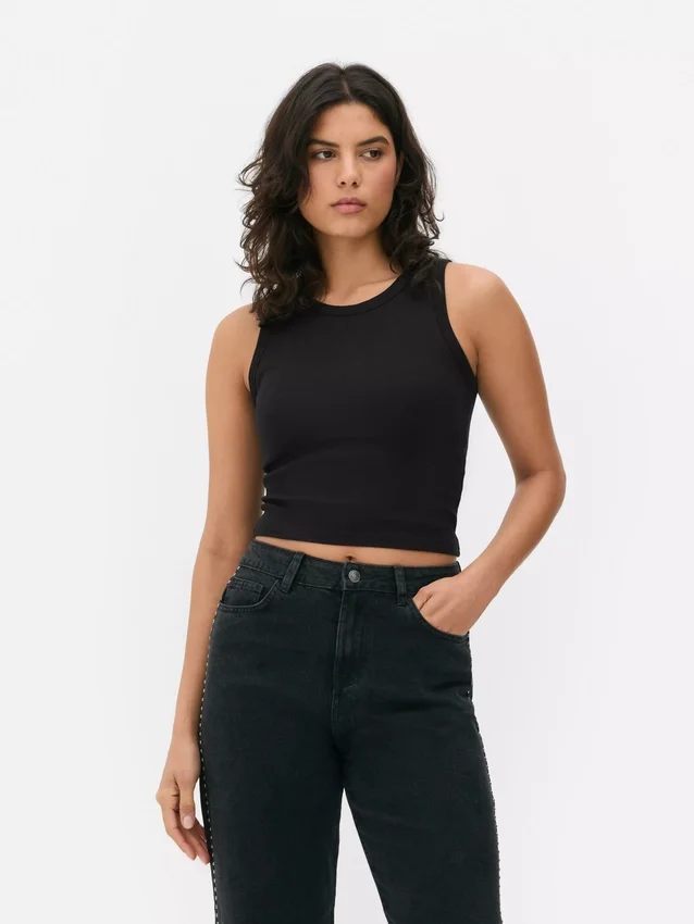 Ribbet tank-top med racerrygg