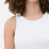 Ribbet tank-top med racerrygg