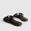 Sandaler i imitert skinn med flettet mønster
