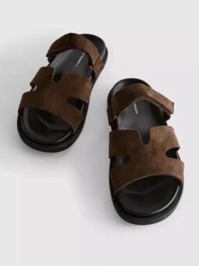 Sandaler med borrelås