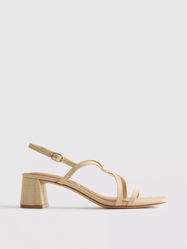 Sandaler med bred passform, raffia-kant og blokkhæl