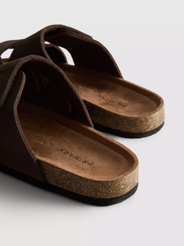 Sandaler med dobbel stropp