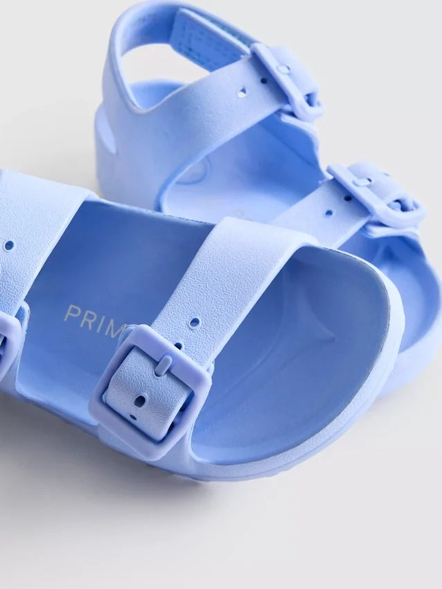 Sandaler med spenne