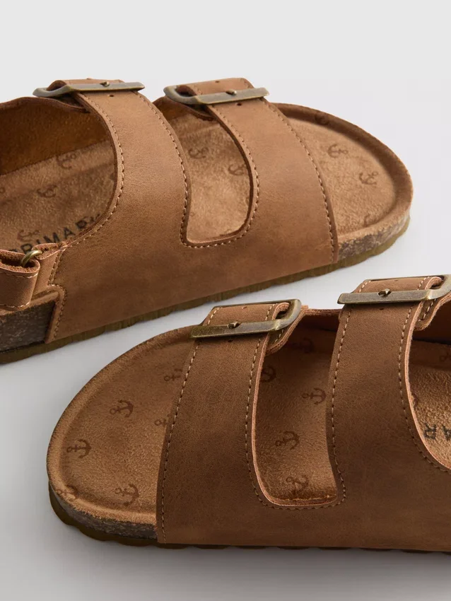 Sandaler med stropper med dobbel spenne