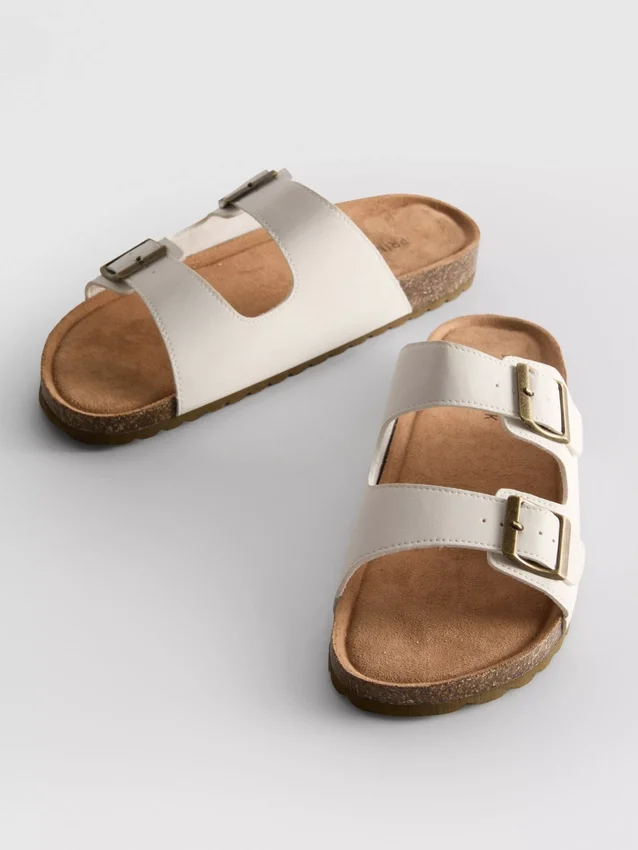 Sandaler med stropper med dobbel spenne